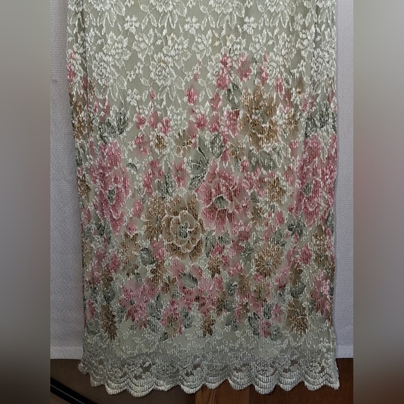 Vintage Easter Full Lace Detailed Elegant Floral Wedding Scalloped  Dress Small - Picture 10 of 12